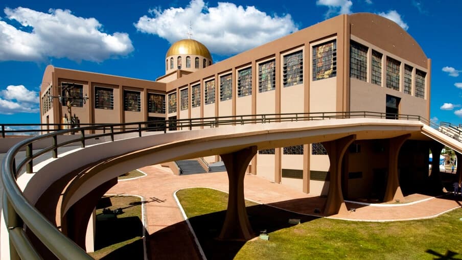 Basílica do Divino Pai Eterno em Trindade